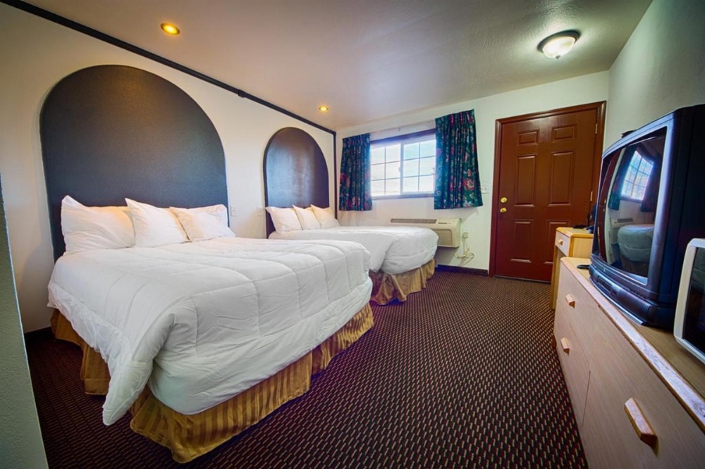 Budget Inn Image 13