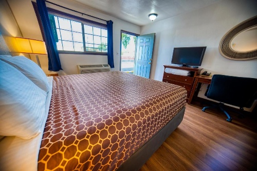 Budget Inn image 46
